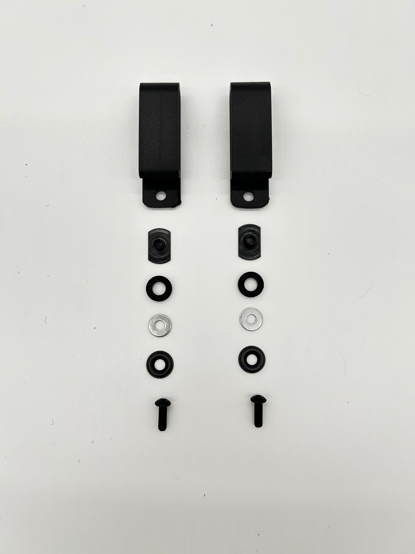 1 Hole Black Rigid Nylon Belt Clip Kit