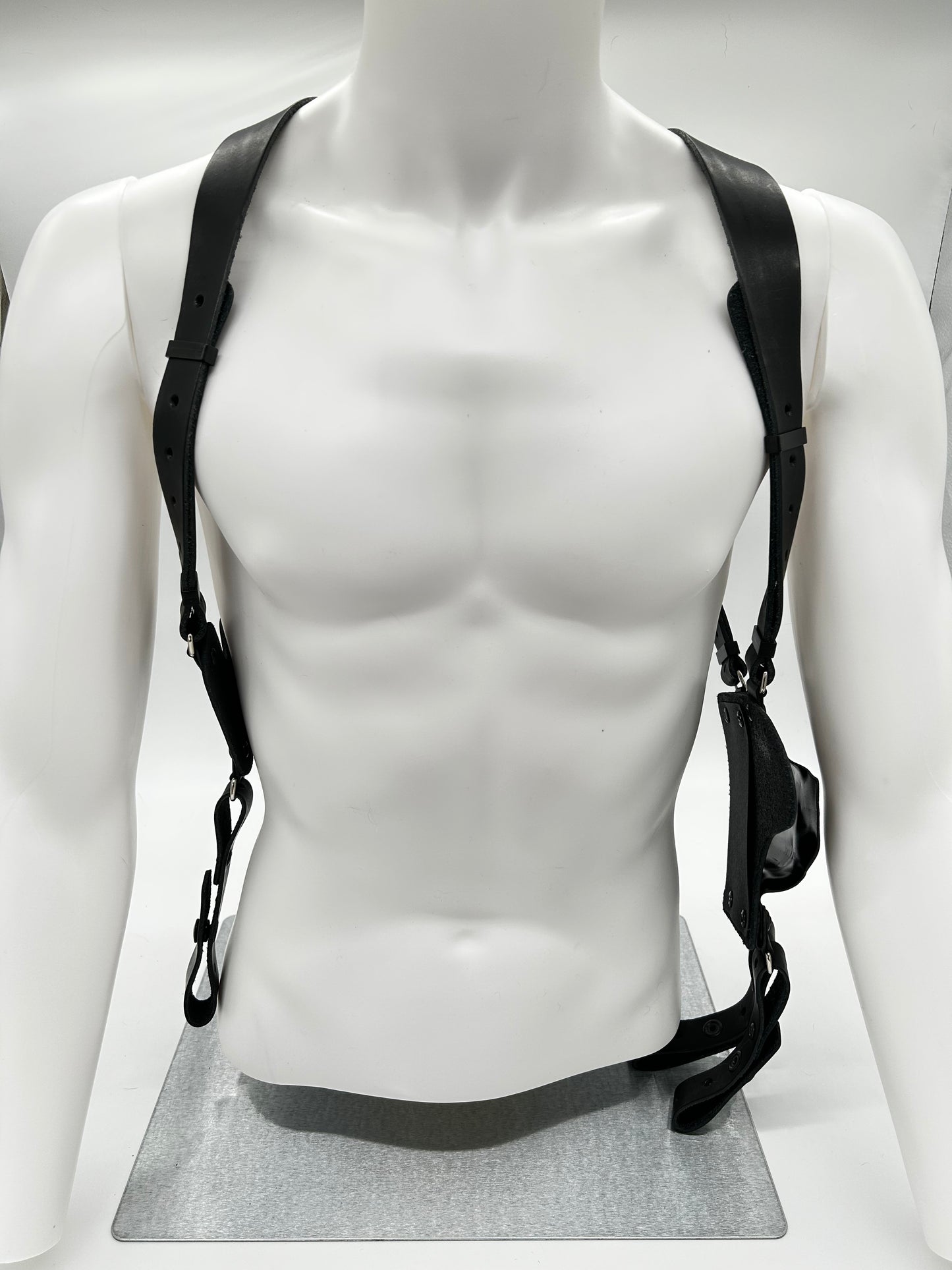 The Flanker NoMag Shoulder Holster