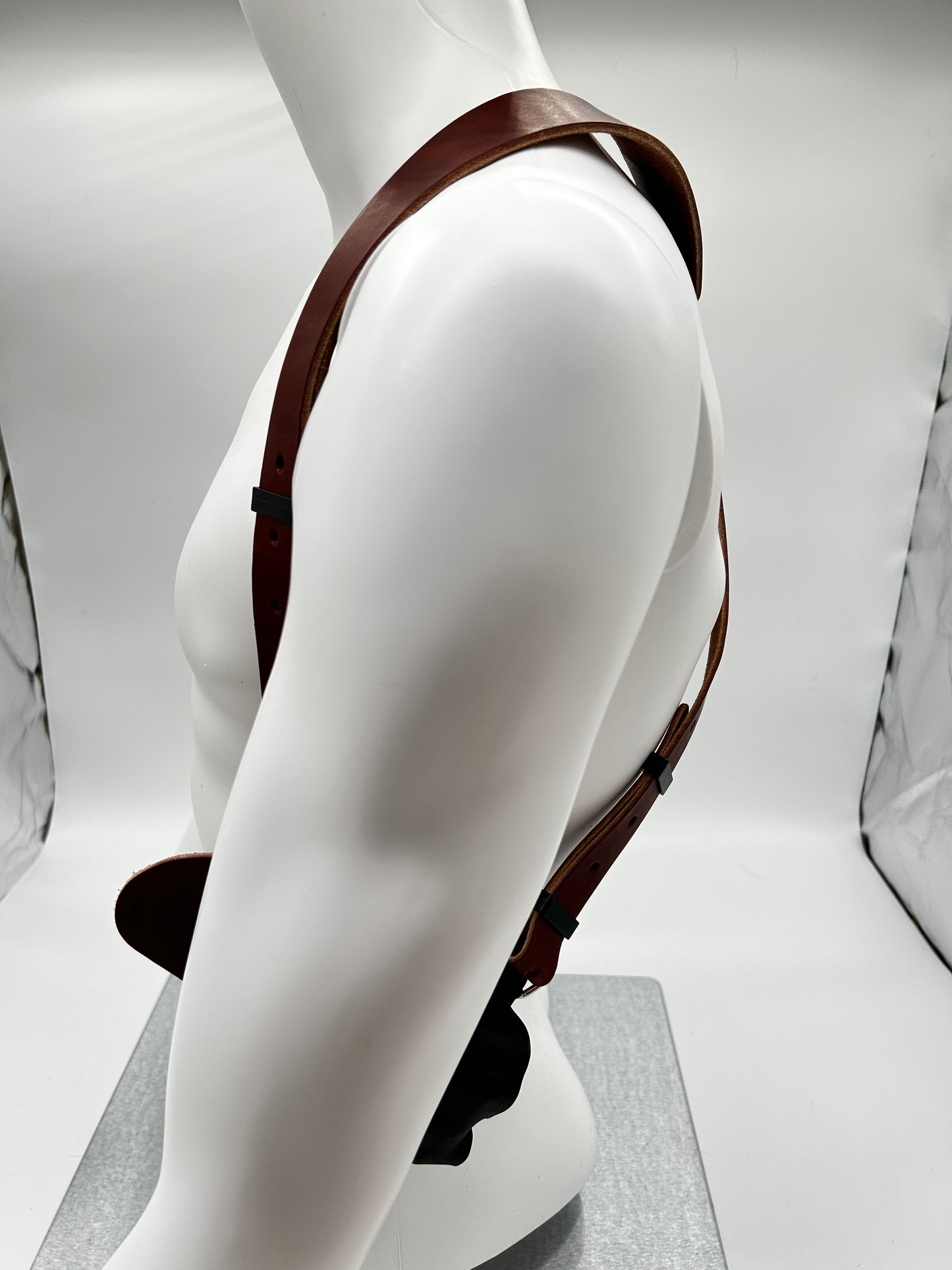 The Flanker NoMag Shoulder Holster