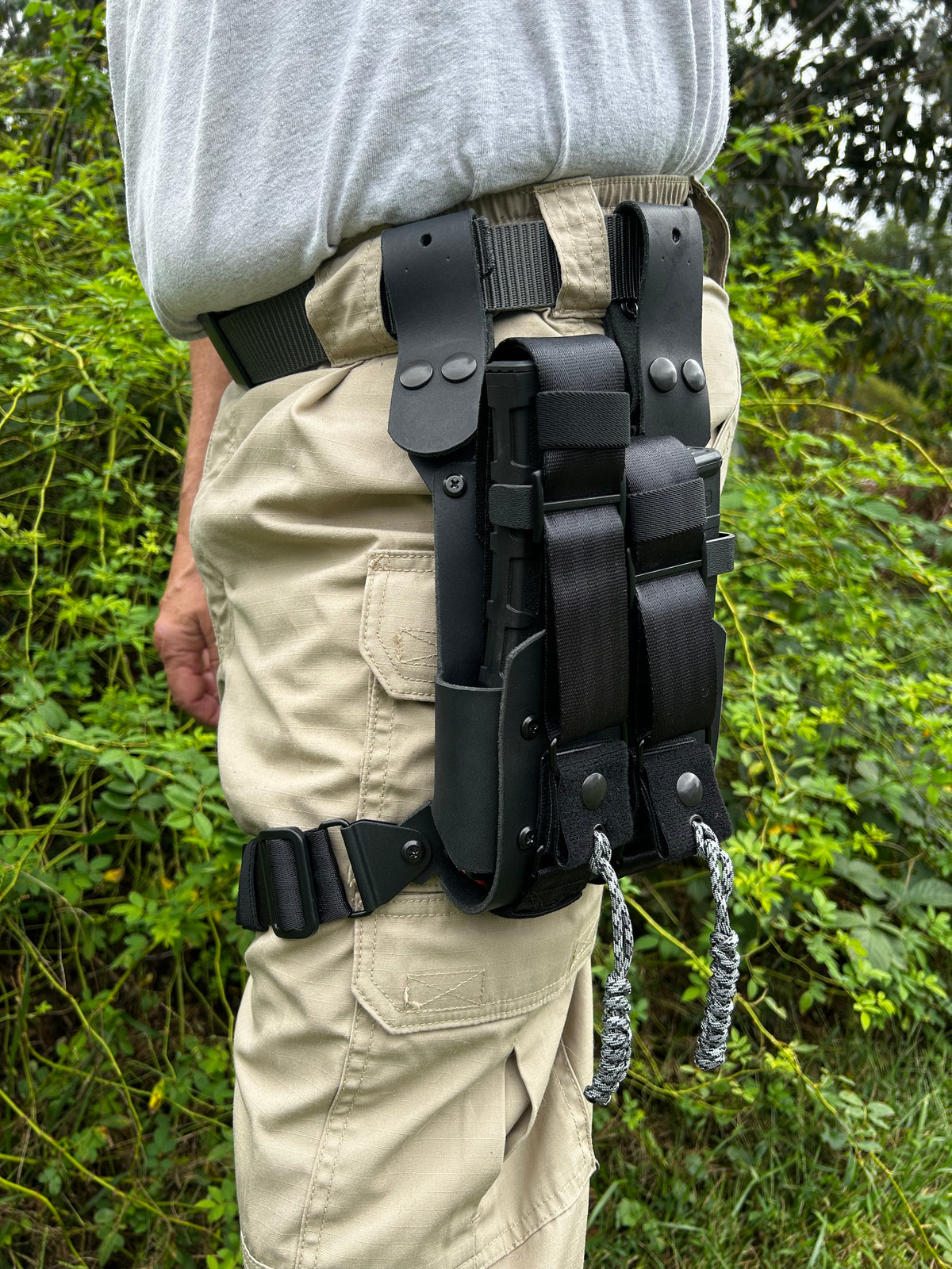 Tango-Hawk PDW Belt Mount Mag Carrier