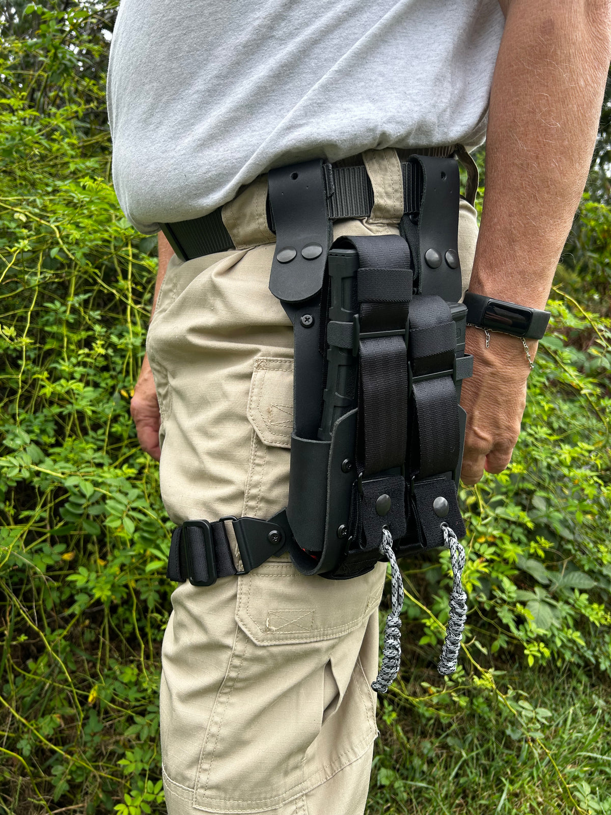 Tango-Hawk PDW Belt Mount Mag Carrier