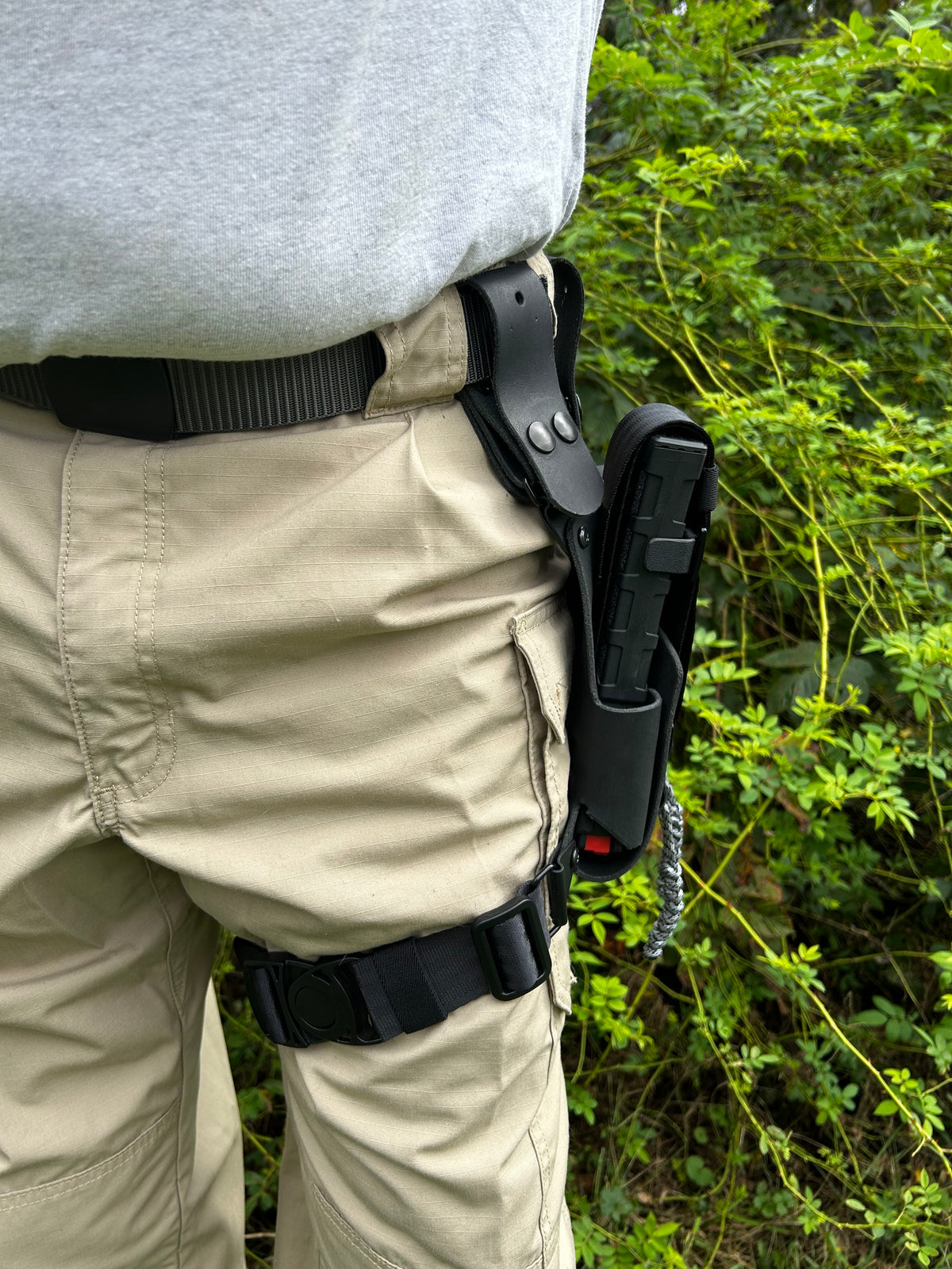 Tango-Hawk PDW Belt Mount Mag Carrier